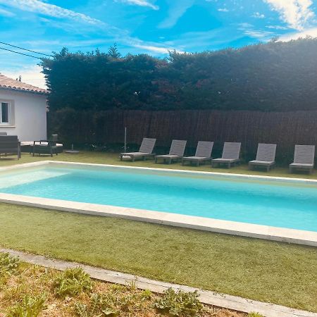 La Maison D A Cote 8 A 10 Personnes Carpentras Kültér fotó